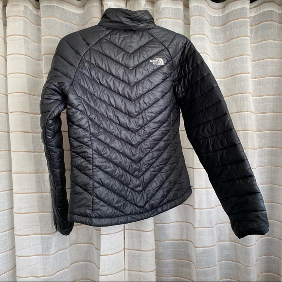 The North Face Black Puffer Jacket - Picture 7 of 14